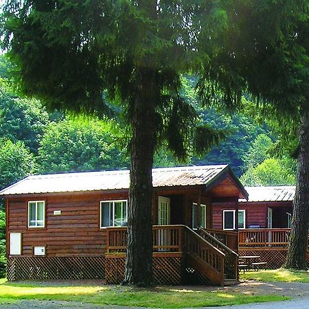 Thunderbird Rv & Camping Resort Monroe Eksteriør bilde